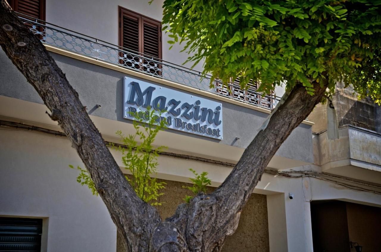 Bed & Breakfast "Mazzini" レヴェラーノ エクステリア 写真
