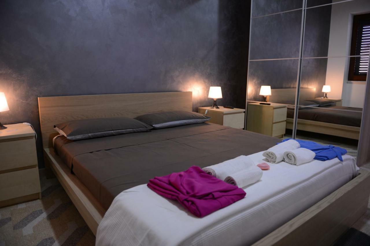 Bed & Breakfast "Mazzini" レヴェラーノ エクステリア 写真